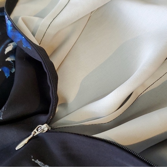 NWOT Paper Dolls London Floral Midi Dress - Picture 12 of 16